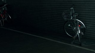 真夜中の放置自転車